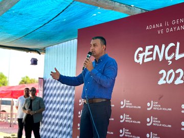 CHP'li Gençler Eğitim ve Dayanışma İçin Adana'da Buluştu