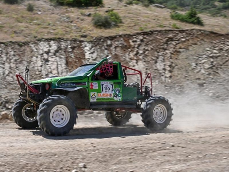 Hakkari Çukurca'da Off-Road ve Rafting Heyecanı