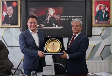 Ali Babacan Suvarlı'da Vatandaşlarla Buluştu