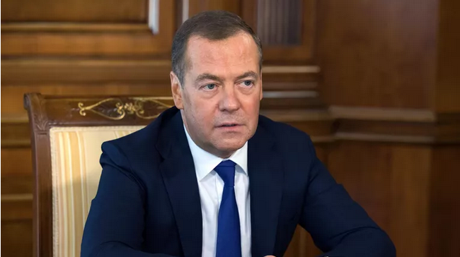 Medvedev: Yeni Sömürgecilik Karşısında Küresel İş Birliğinin Zamanı