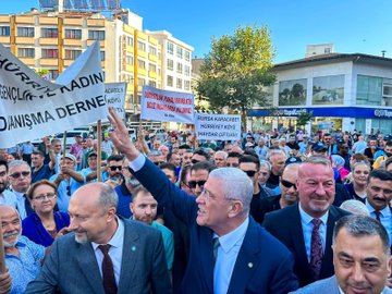 İYİ Parti Genel Başkanı Dervişoğlu, Karacabey'de Çiftçilerin Sorunlarını Yerinde İnceledi