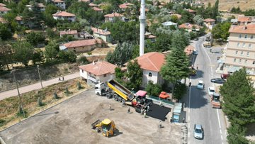 Ankara Büyükşehir Belediyesi Mamak'ın Gökçeyurt Mahallesi'nde Asfalt Çalışmalarını Sürdürüyor