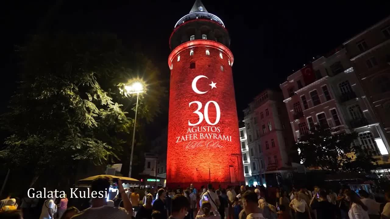 30 Ağustos Zafer Bayramı’na Yakışan Işık Gösterisi